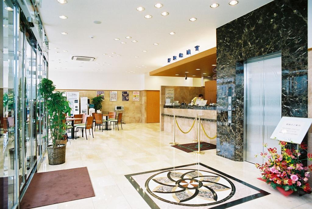 Toyoko Inn Izumo-Shi Ekimae Exterior photo