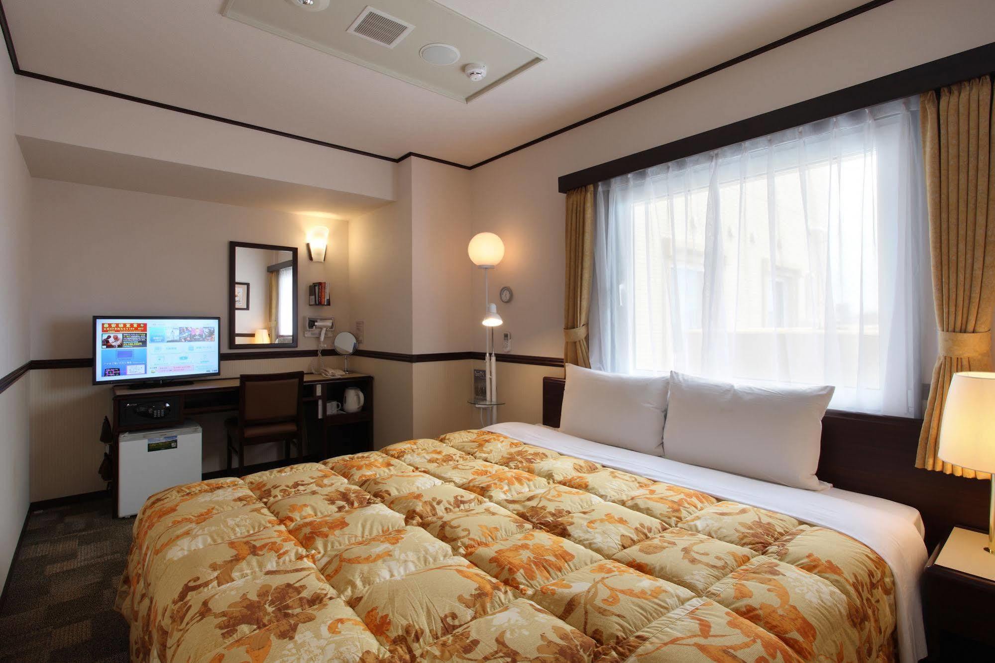 Toyoko Inn Izumo-Shi Ekimae Exterior photo